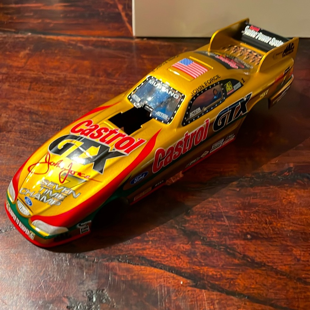 1998 Mustang Funny Car Collectable, 1:24-Scale, John Force Castrol GTX